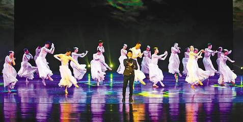 重庆举办群众文艺创作展演，推动文化艺术交流繁荣发展